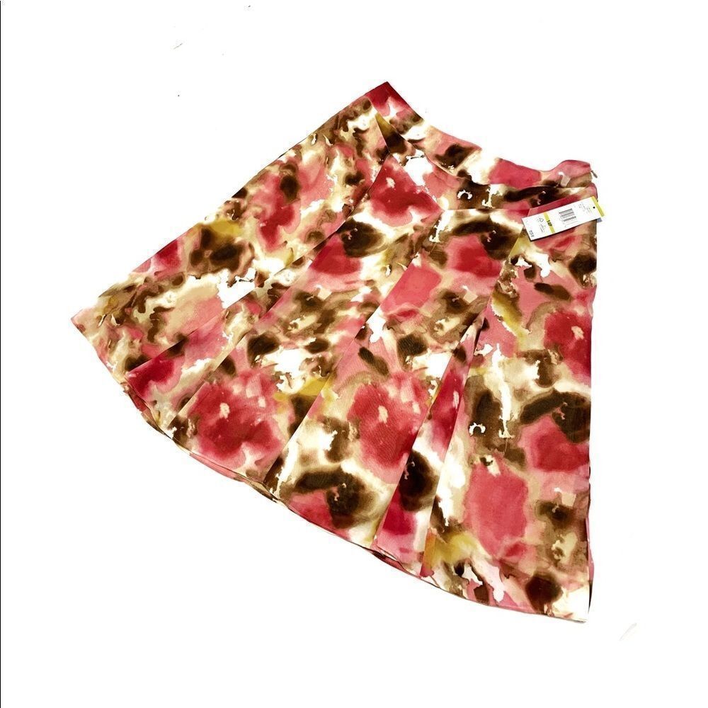 💐HP💐. NWT Jones New York Collection Petite Skirt